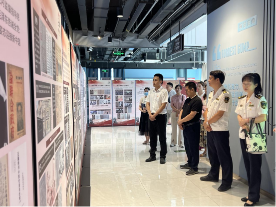 体味“光影里的清风廉政”——党建联盟单位七·一主题活动有新意